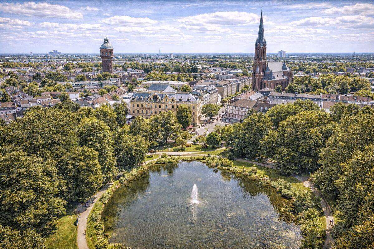 Stadtansicht von Düren im Kreis Düren – hier kaufen wir Autos mit Motorschaden an